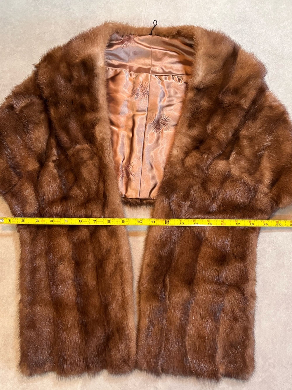 Vintage Mink Fur Stole Wrap Cape - 1940s - Satin Lining - Genuine Fur - Brown - Picture 7 of 10